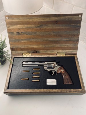 Colt Python 6'' Barrel Case with Silver Bar and 6 Cut Outs for Rounds