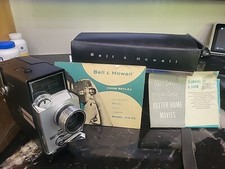Vintage Bell  Howell Zoom Reflex Autoload 8mm Camera Model 315 Case Film Nice 