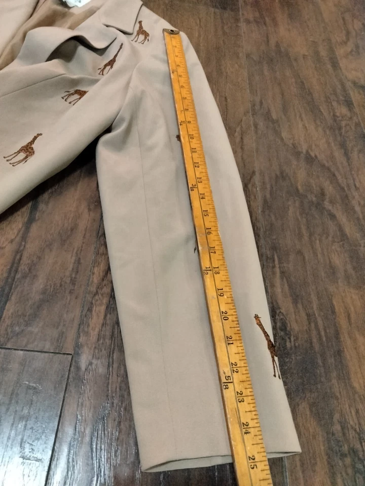 THE QUACKER FACTORY Embroidered Giraffe Khaki Blazer Large Safari Animal Jacket - Image 3 of 4