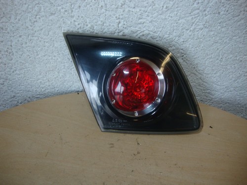 Mazda 3 BK Schrägheck 1,6 2005 Rücklicht Rückleuchte Links Innen P2913 Stanley