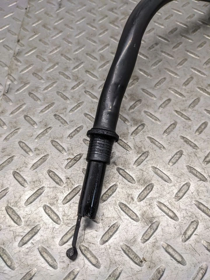 Chevrolet Silverado 2500 2005 (6,0 L/AT) varilla de medición de aceite de motor y tubo 116728 Foto 2 de 4