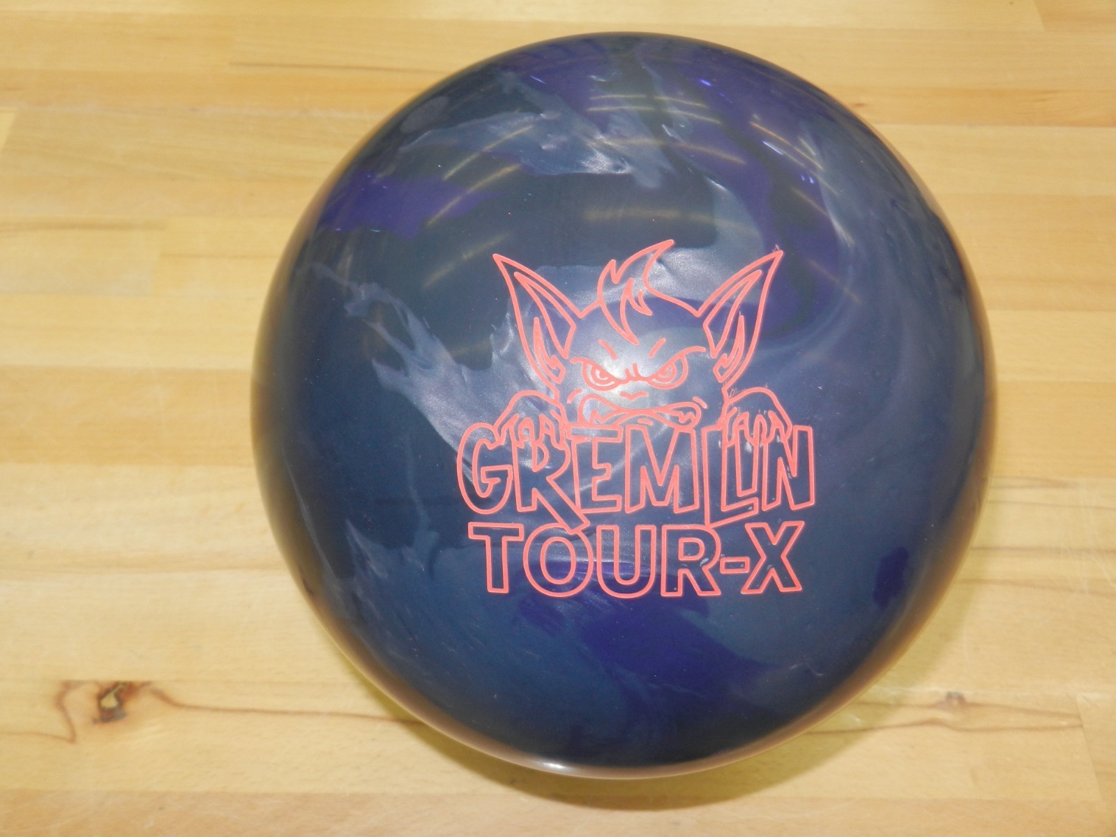 NIB 15# Roto Grip Gremlin Tour-X Bowling Ball- 15.2/3-3.5" P