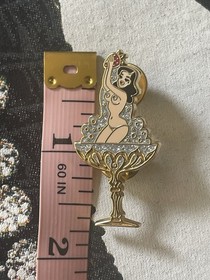 Dita Von Teese Fitted Glamonatrix Tour Shirt S Champagne Glass Pin Brooch Lot