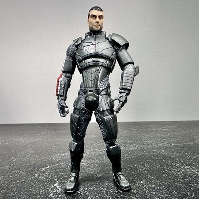 MASS EFFECT - 2/3 Series 1 -Commander Shepard 7 Inch Action Figure Big Fish Toys