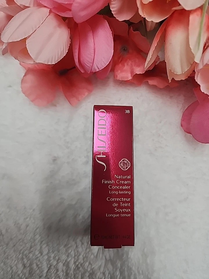Shiseido Natural Finish Cream Concealer Medium Beige 3B 0.44 oz.  NIB - Image 2 of 4