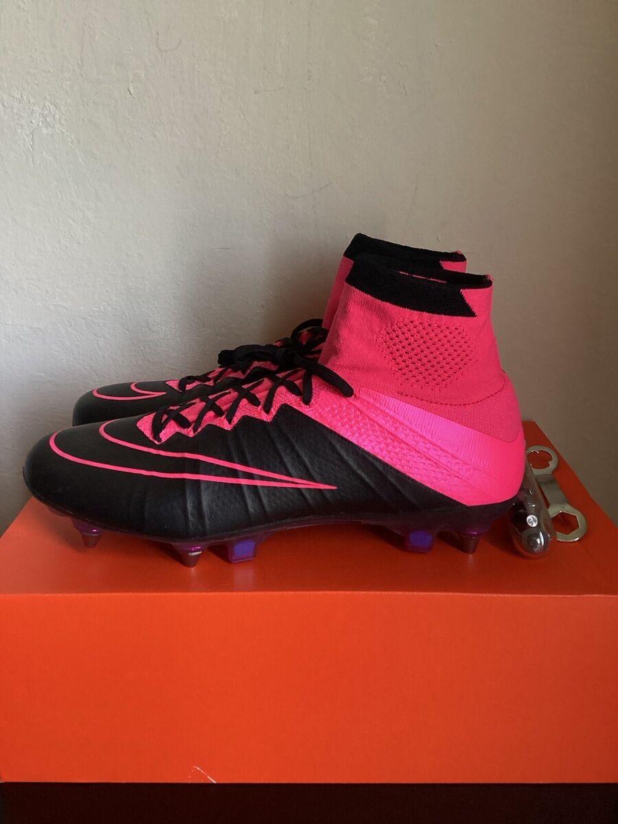 NIKE MERCURIAL SUPERFLY IV SG-PRO BLACK/PINK SOCCER CLEATS NIKE MERCURIAL SUPERFLY IV SG-PRO BLACK/PINK SOCCER CLEATS