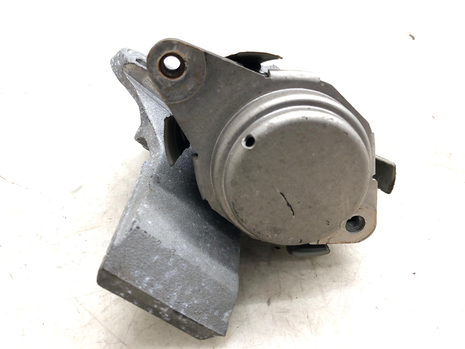 2006-2012 BENTLEY CONTINENTAL FRONT LEFT & RIGHT TRANSMISSION MOUNT 3W0399113A