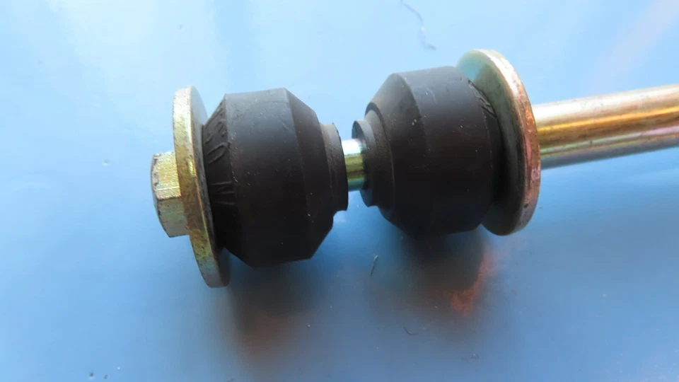 Volvo 122 1800  Front Sway Bar Link - Image 4 of 4