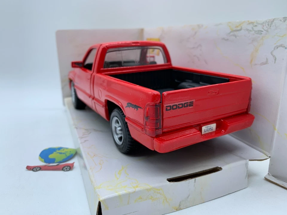 Maisto Dodge Ram Pickup , modello in scala 1:24-1:25, (2657) , vintage - Immagine 4 di 4