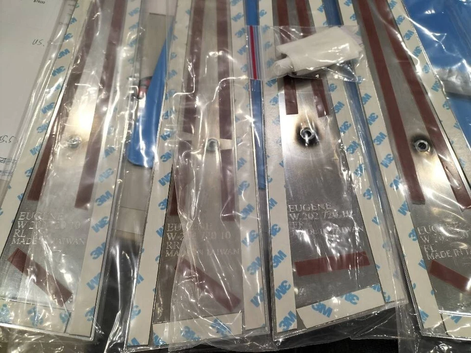 Pilar central de aluminio con fibra de carbono 3D 1994-2000 para Mercedes W202 Clase C Foto 3 de 3