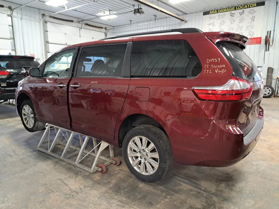Compresor de aire acondicionado usado se adapta a: Toyota Sienna 2017 6 cilindros grado B Foto 4 de 4