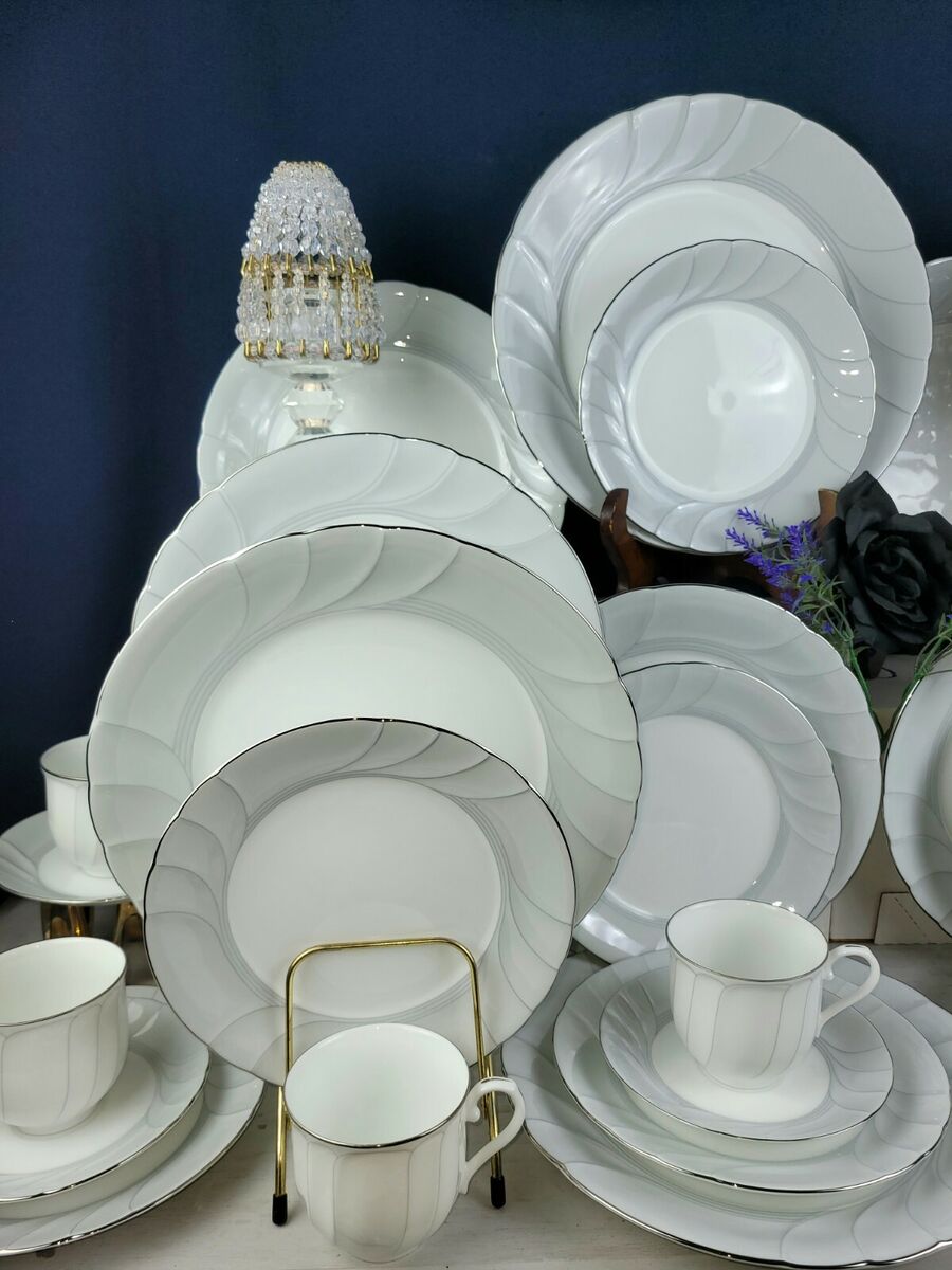 Prelude by Mikasa Fine China - 4 Piece Place Setting Service Prelude by Mikasa Fine China - 4 Piece Place Setting Service