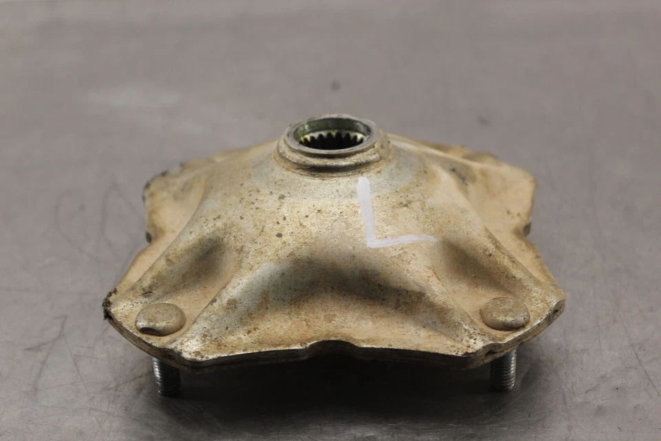 1984 Honda TRX200 REAR LEFT WHEEL HUB B433 - Image 2 of 4