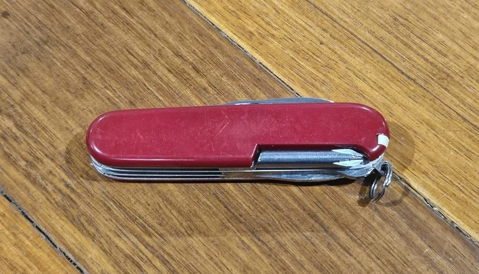 Швейцарский армейский нож Victorinox — Super Tinker — красный — несколько — отличное состояние товара - Изображение 2 из 4