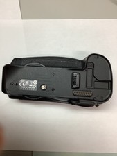 Genuine OEM Nikon MB-D10 Multi Power Battery Grip
