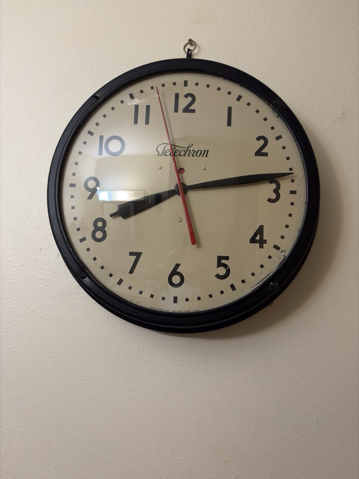 VINTAGE 1950’s 1H915 TELECHRON WALL CLOCK  BIG 15” GLASS , WORKS!