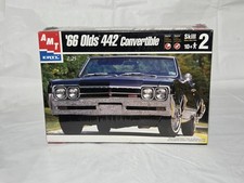 AMT '66 Olds 442 Convertible 1/25 Car Model Kit - Sealed