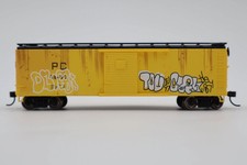 Lionel HO 2454700 - Boxcar "Penn Central" 38423 Graffiti