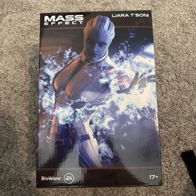 BioWare Mass Effect Liara T Soni Prototype Statue #/250