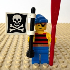 LEGO Pirates 1: Pirate + Jolly Roger Flag, OAR, pi028, 1733, SHIPWRECKED, 1994
