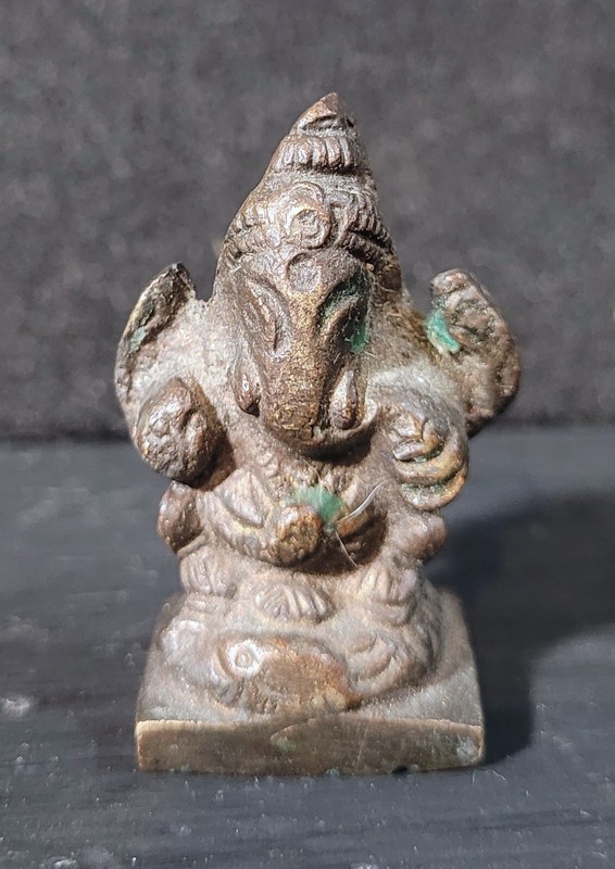 Small Ganesha figurine