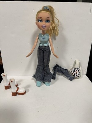 Bratz Doll - Chloe - 1st Edition - MGA 2001