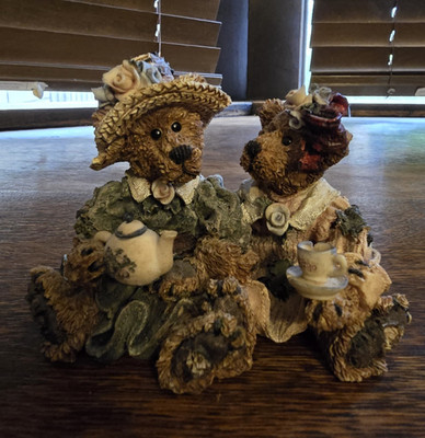 Boyds Bears & Friends Emma & Bailey Afternoon Tea Figurine Resin 1995