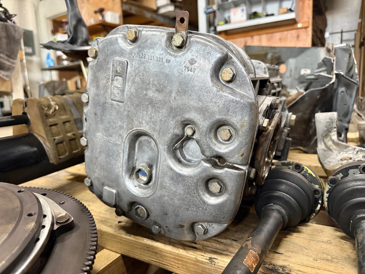 Porsche 928 (1983-1984) OEM G28.08 5 Speed Manual Transmission