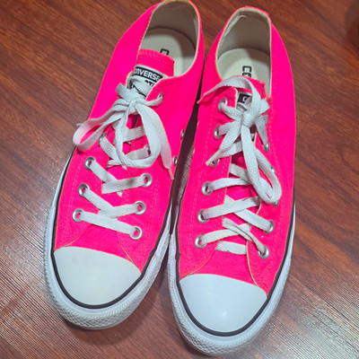Converse Chuck Taylor All Star Low Top Knockout Pink Lace-Up Sneakers 152809F