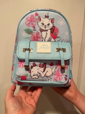 disney leather mini backpack Loungefly Minnie Rocks The Dots Classic It has fabric straps that are great for putting pins on WondaPop Disney Beauty and the