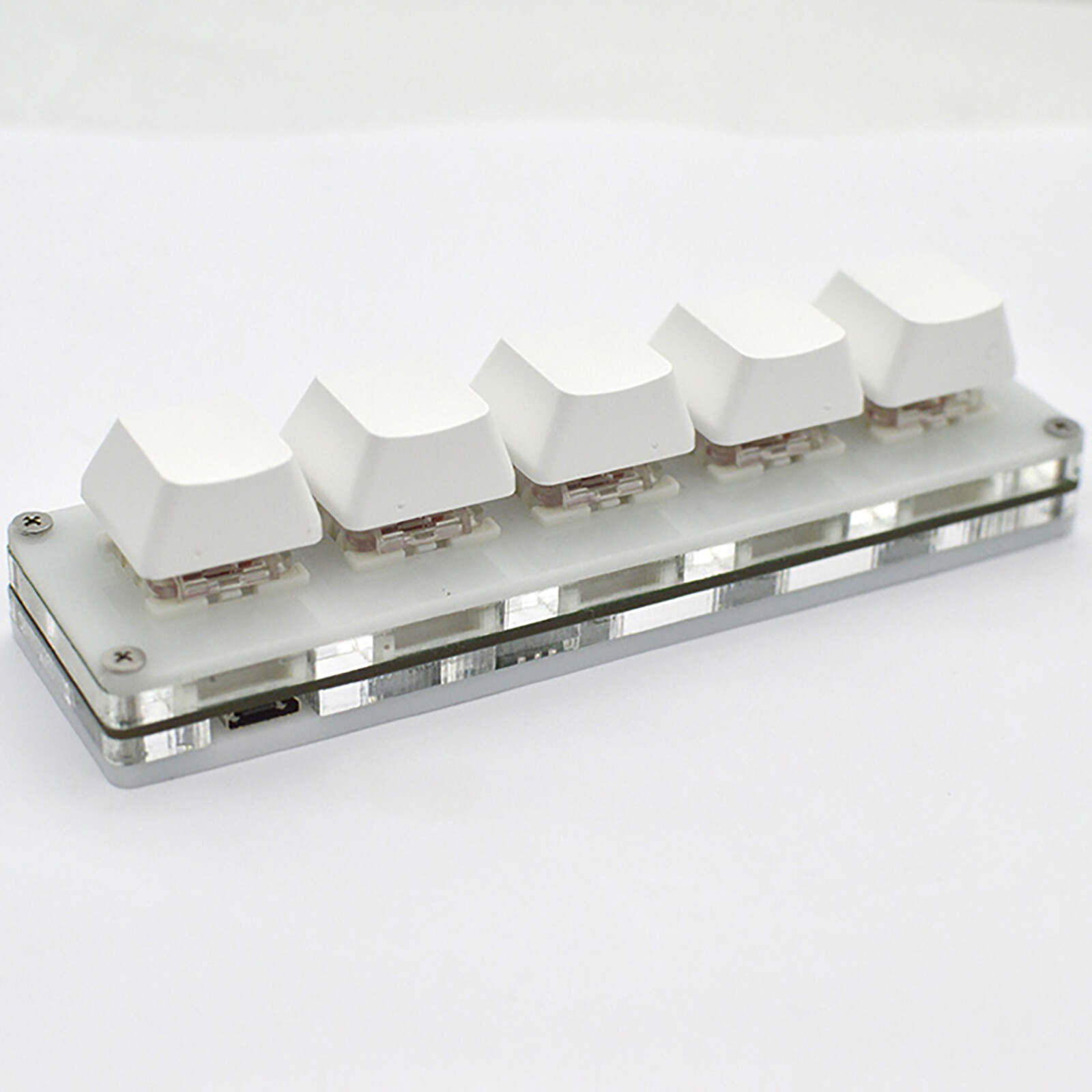 5 Key Mechanical Gaming Keyboard with Macro Keypad and Data Cable for Enhanced Performance-image