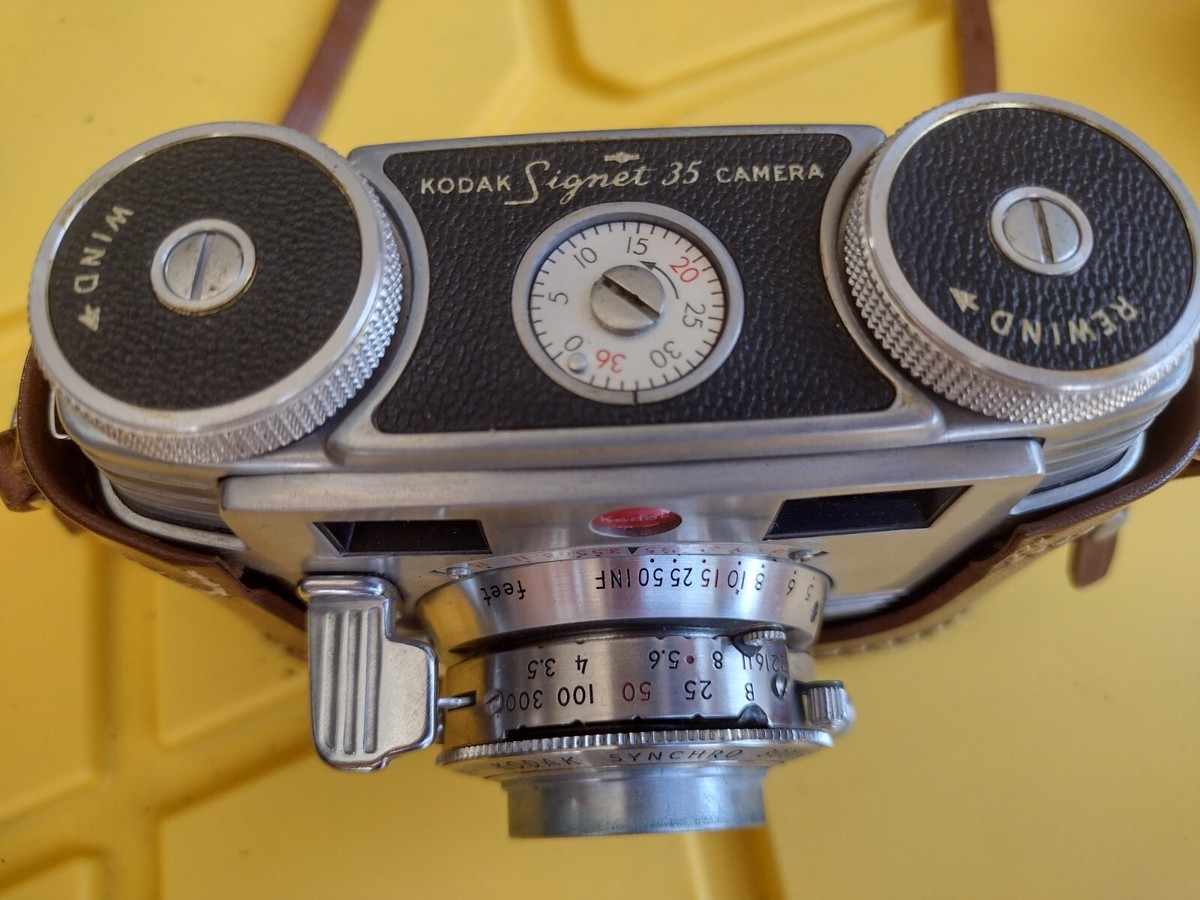 Kodak Signet 35 Camera w/ Field Case, Ektar Lens, Synchro