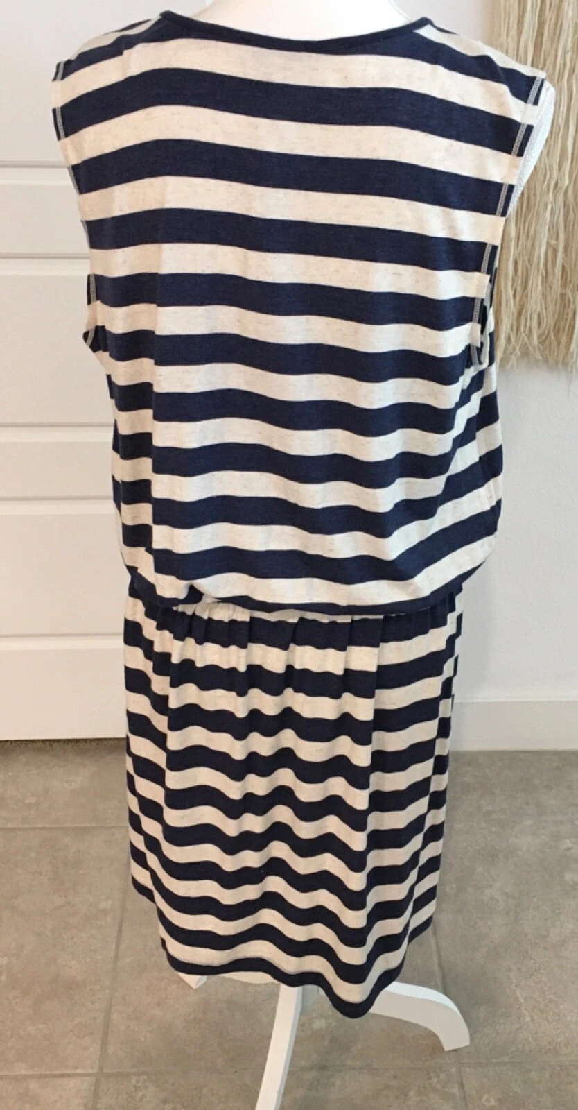 VETEMENTS Abito smanicato donna Max Studio extra large blu navy e panna a righe nuovo con etichetta $98