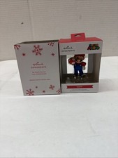 Hallmark Nintendo Super Mario Bros Mario w/Super Mushroom Christmas Ornament NEW