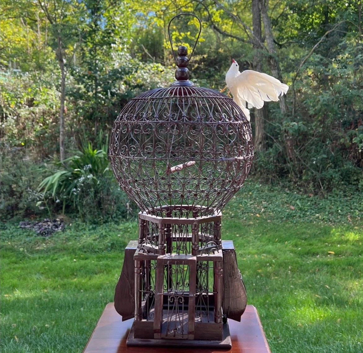 VTG Antique Victorian Style Hot Air Balloon Shaped Wood Wire Decorative Birdcage