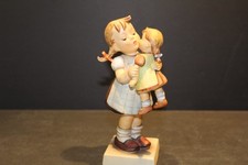 RARE Hummel figurine  Kiss Me” TMK-5 (1972-1979) SOCKS ON DOLL, 6 1/4  tall