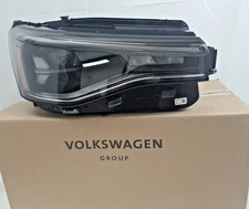 2GJ941030    BRAND NEW GENUINE VW HEADIGHT ASSEMBLY  PASSENGER  SIDE  TAOS  2025