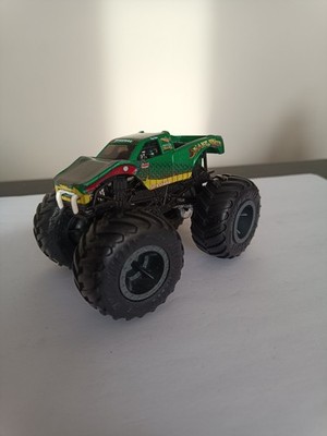Hot Wheels 1:64 Snake Bite Monster Truck Monster Jam Kids Toy Pick Up Vehicle.