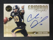 2009 Press Pass SE Gridiron Graphs Gold #GG-CD Chase Daniel Tigers AUTO MINT