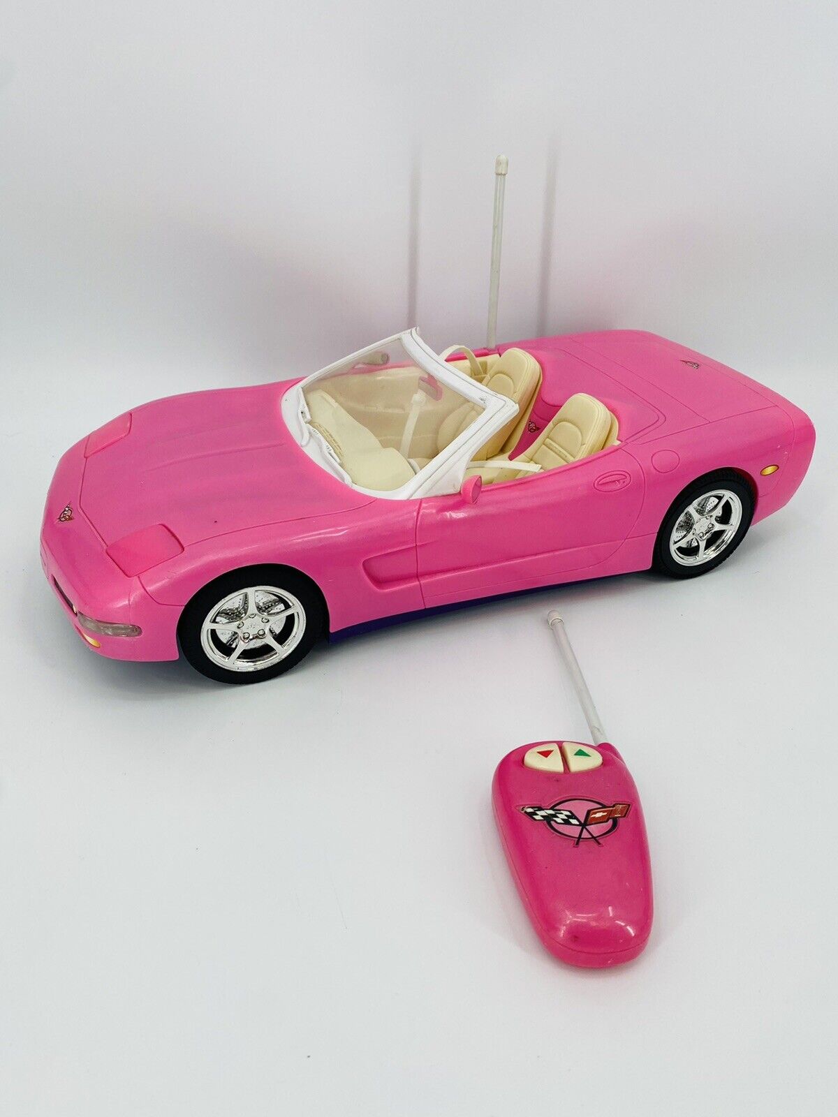 Carrinho de Controle Remoto Barbie Style Machine - Rosa