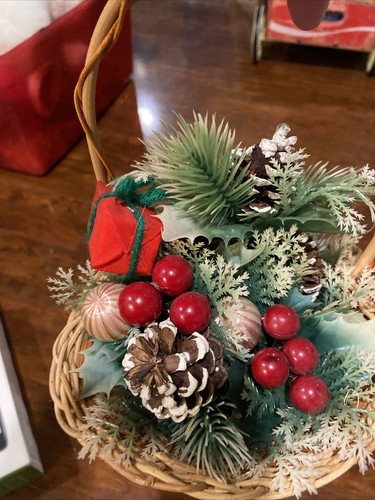 Christmas Pine Cone & Red Berry 8โ Basket Decor - Picture 5 of 7