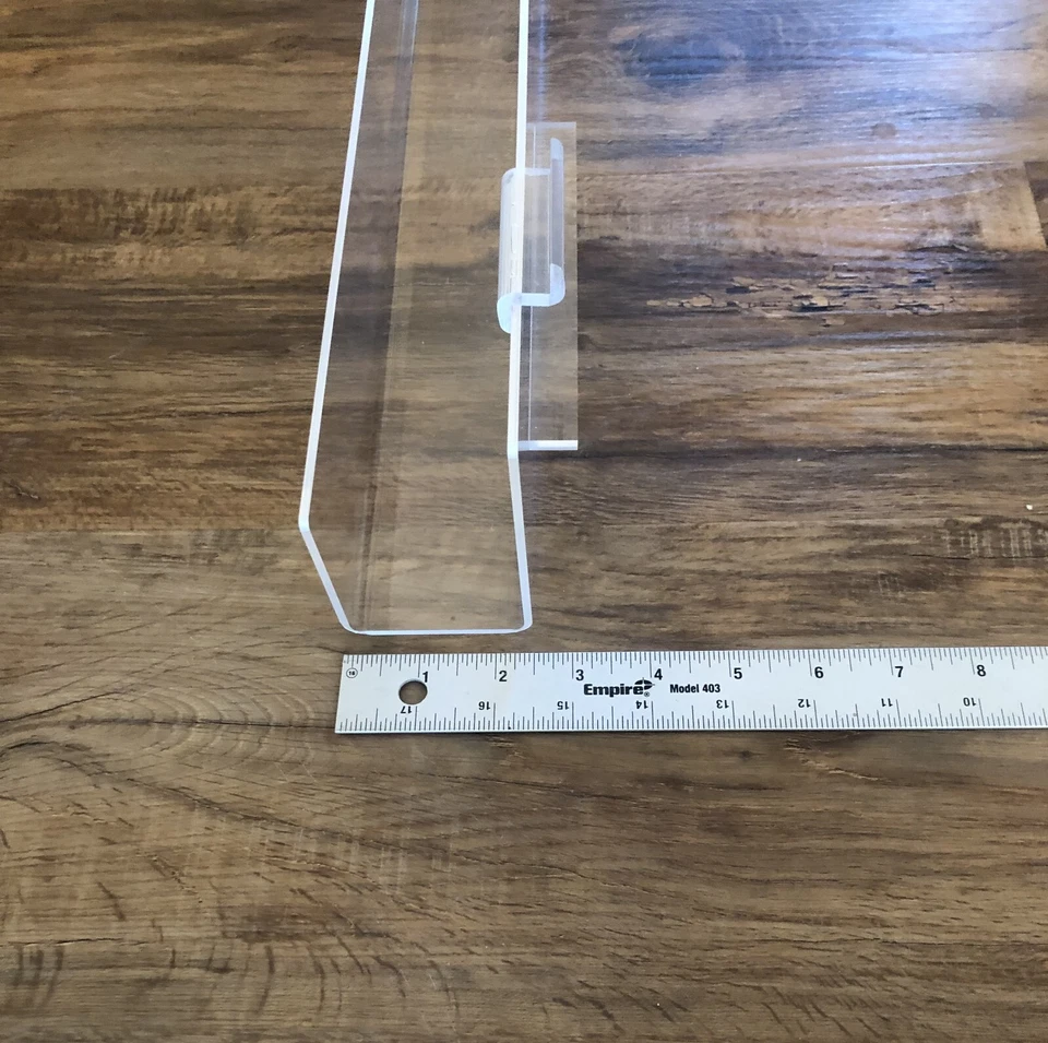 Estantes inclinados Slatwall 2 1/2 X 24 pulgadas - Grupo de 15 piezas Foto 4 de 4