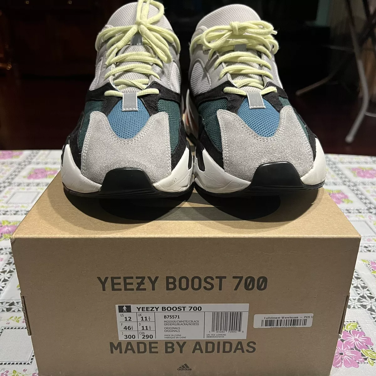 yeezy 700 box price
