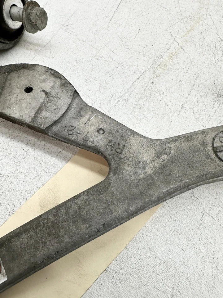 Jaguar XJL Portfolio 2015 brazo trasero derecho control Wishbone OEM 8W835K742AE Foto 3 de 4