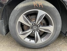 2018-2022 Honda Odyssey 18x7.5 Alloy 5-spoke Wheel Silver A-condition 2018-2022 Honda Odyssey 18x7.5 Alloy 5-spoke Wheel Silver A-condition