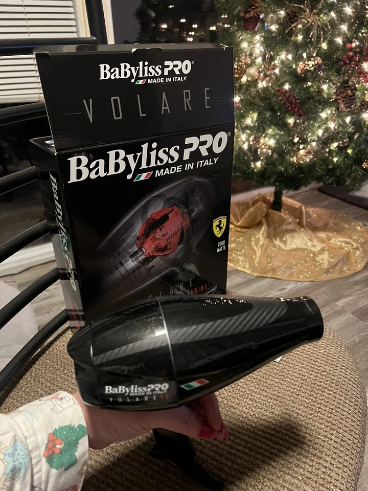 Secadora de motor BaBylissPRO Nano Titanium Volare V1 diseñada por Ferrari - negra Foto 4 de 4