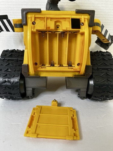 WALL-E Remote Control Robot NO REMOTE (Thinkway Toys) Disney Pixar - Picture 7 of 7