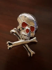 Vintage Skull Cross Bones Pin Biker Vest Jacket Hat Shirt Lapel Badge Button