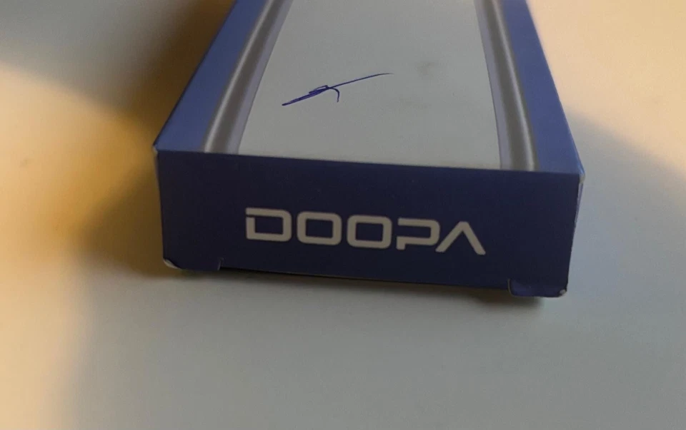 8 Inch LED Ballast BypassShatter Proof 1.2 100 LM 7000K Cool White NEW - Image 3 of 4