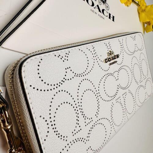 New COACH Signature White Luxury Long Wallet - Picture 2 of 4